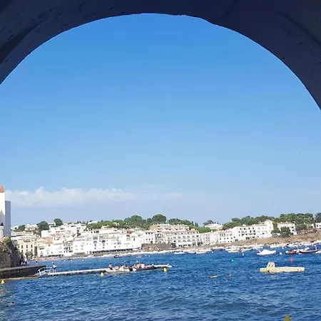 Sur à 100 M De La